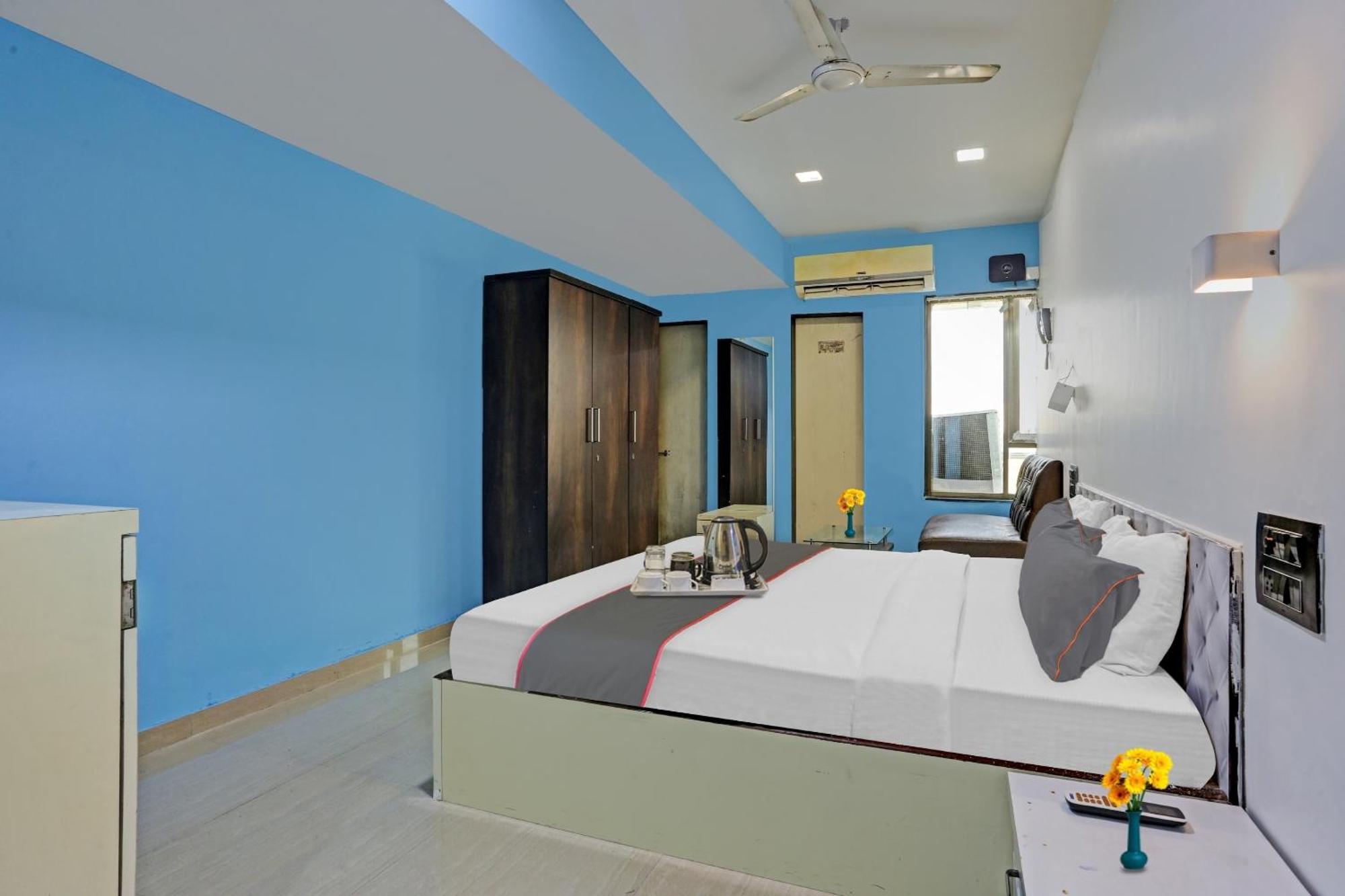 Hotel Oyo Salt House Mumbai Exterior foto